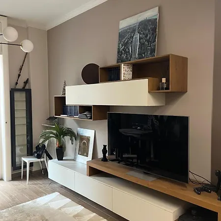 דירה Modern In מילאנו